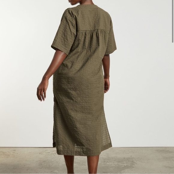 Everlane Olive Green Textured Button-Up Dress - Picture 3 of 7